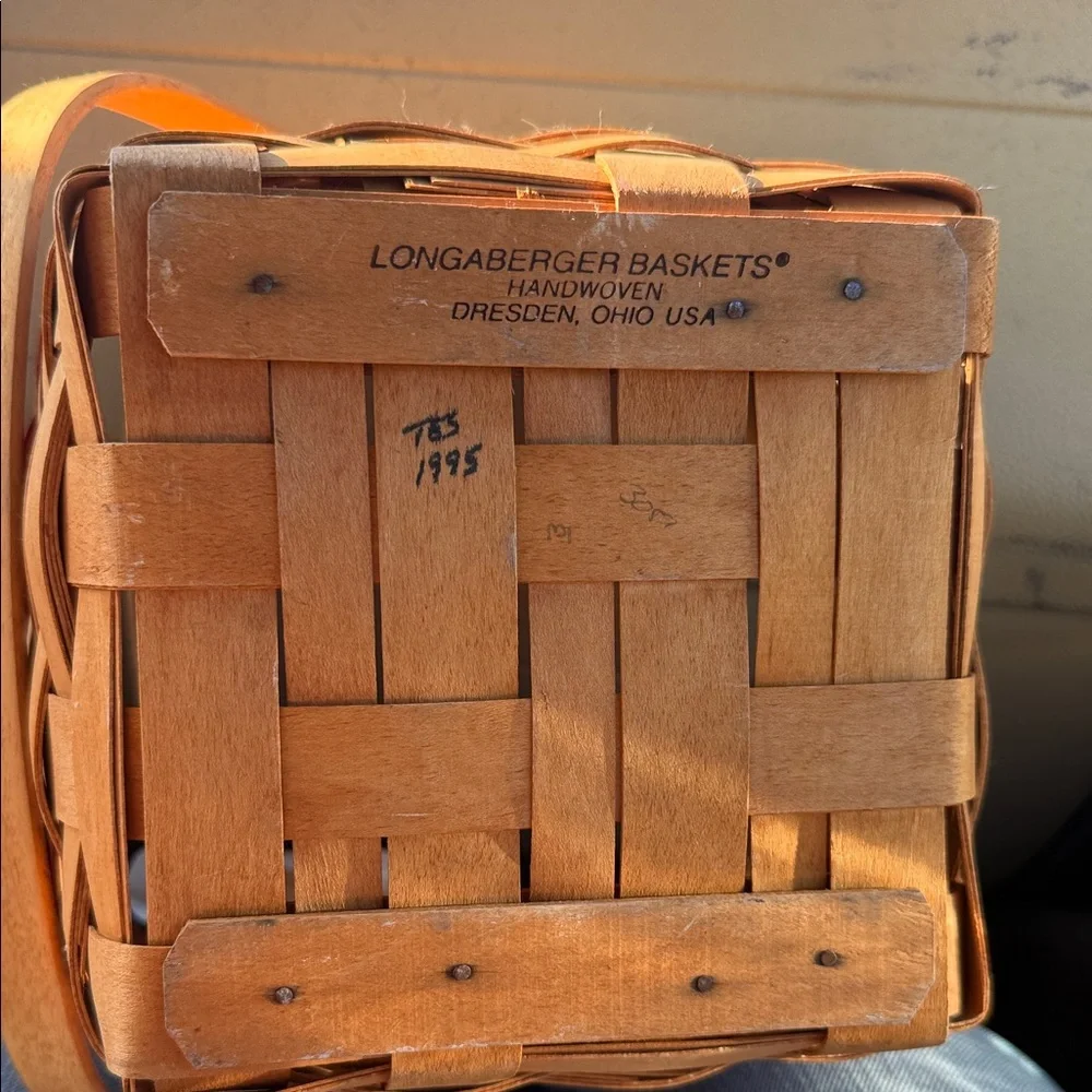 Longaberger Natural Wood Basket with Cranberry Red Bands
